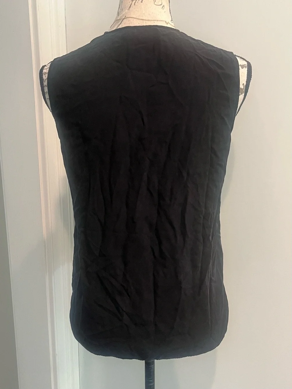 Tory Burch 100% Silk Ruffle Sleeveless Blouse